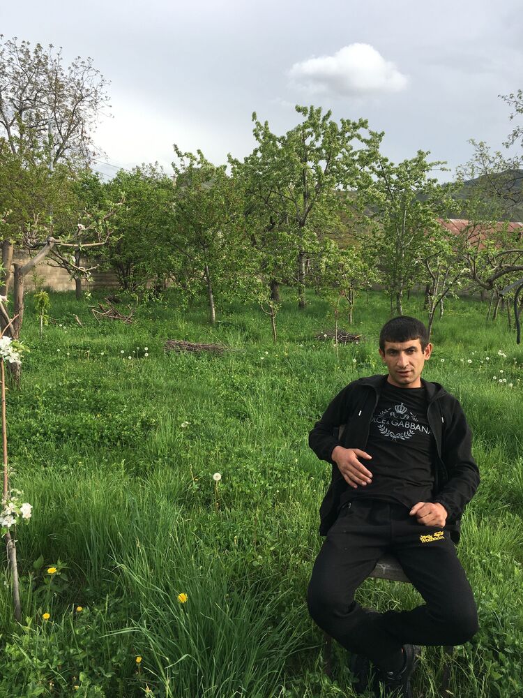 ���� 26458157 ������� Seroj, 27 ���, ���� ���������� � �������