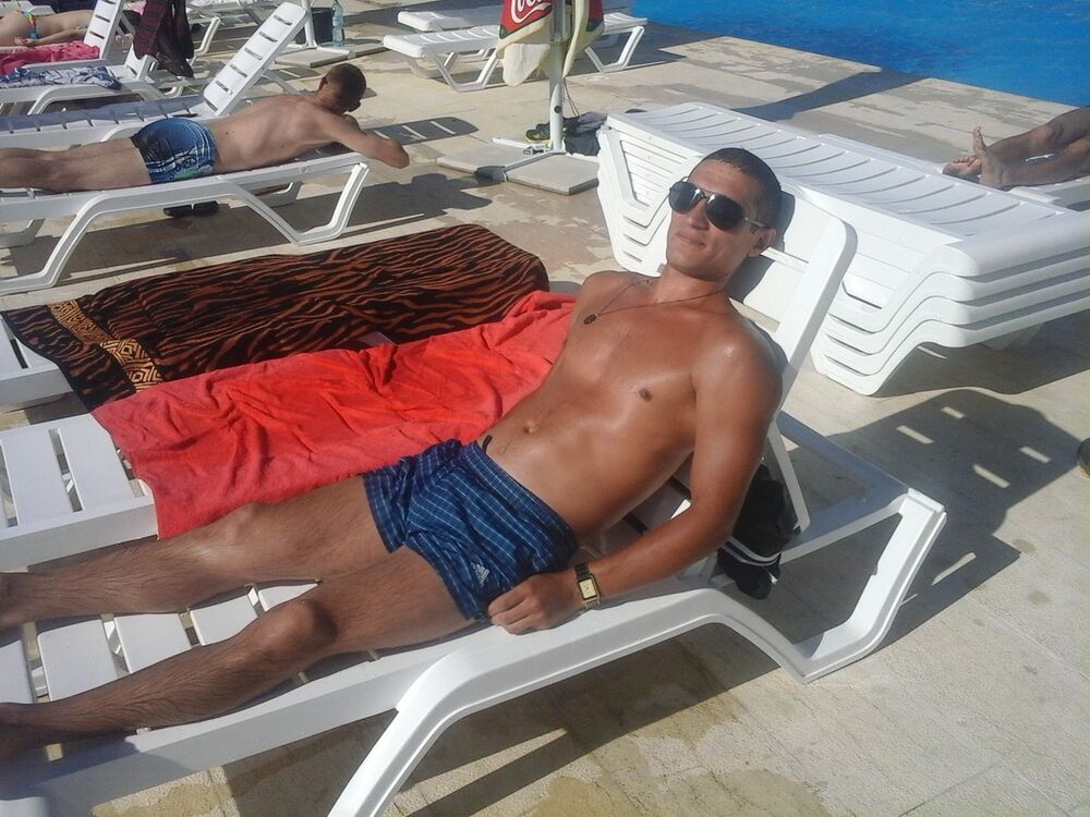  ,   Ghenadii, 40 ,   