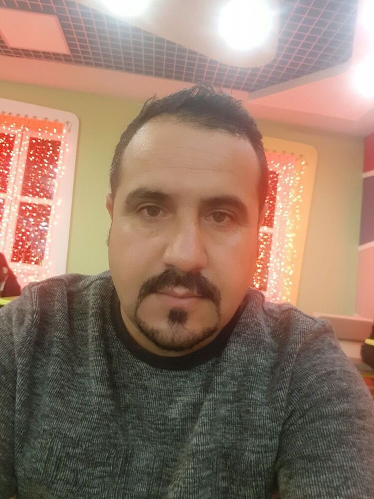  24239937  Ercan, 38 ,    