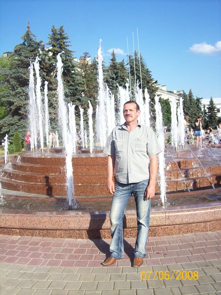  8295267  Valera, 64 ,    