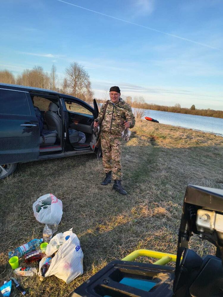  52608537  , 40 ,    