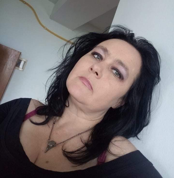  48538127  , 52 ,    