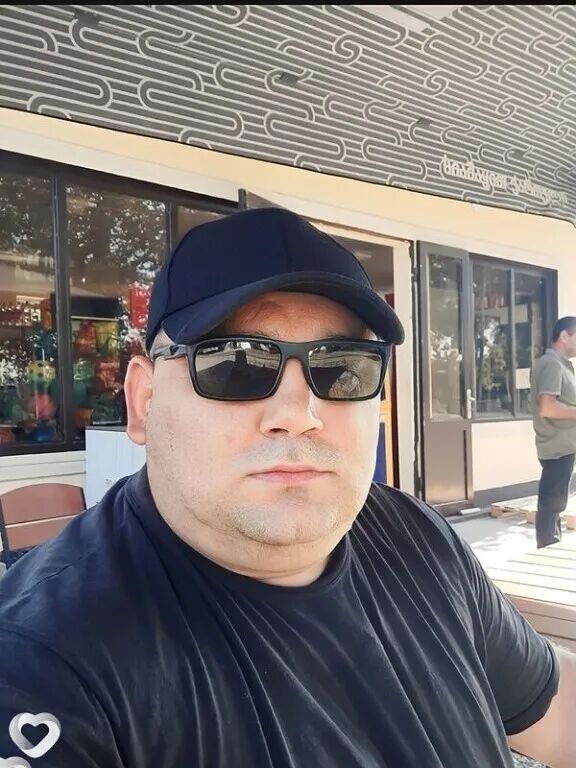  ,   Jorj, 45 ,   ,   