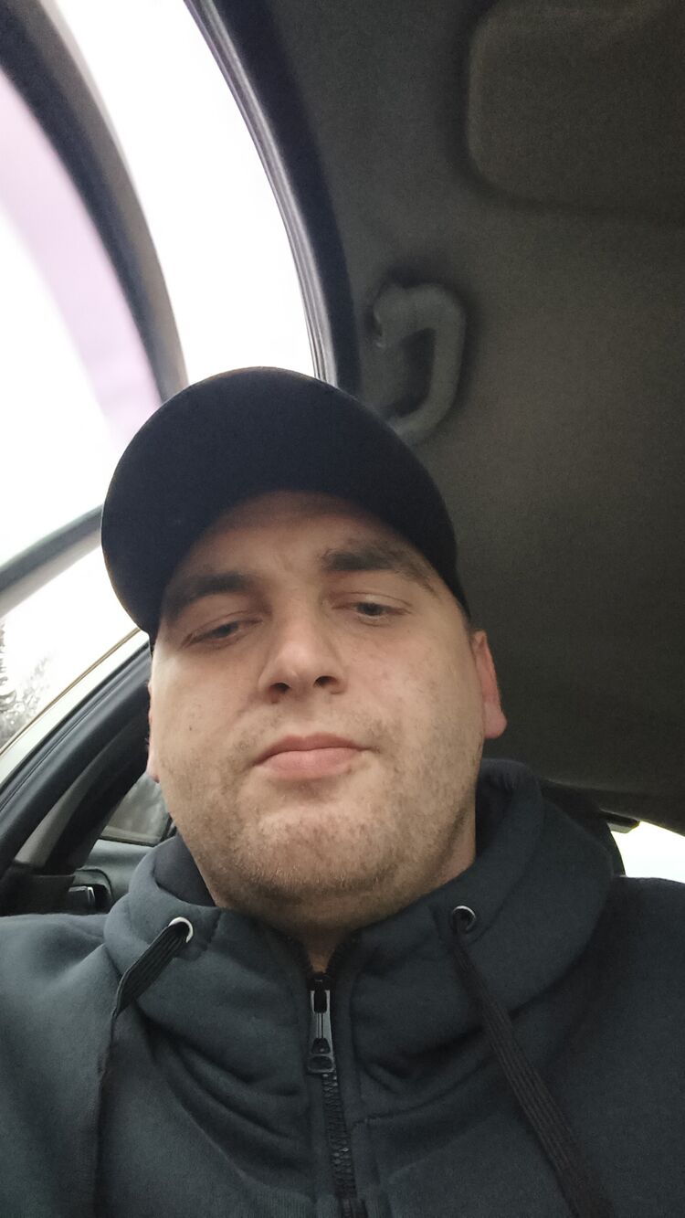  54104317  Vinnniii, 27 ,    