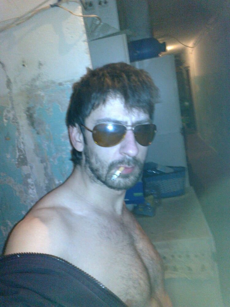  ,   Victor, 40 ,   ,   , c 