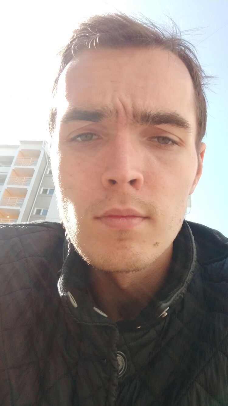  38904747  , 24 ,    