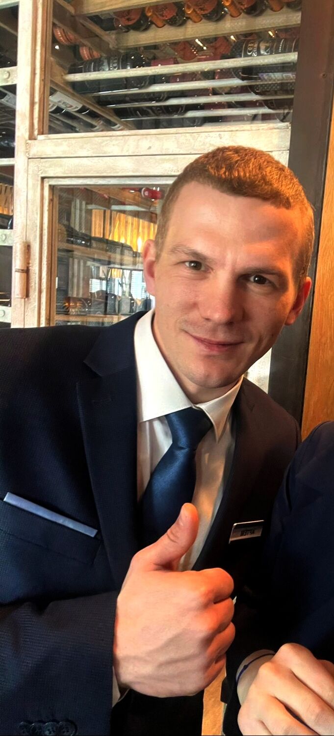 ,   Artyom, 32 ,   ,   , c 