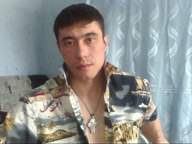  43396447  Anatolii, 43 ,    