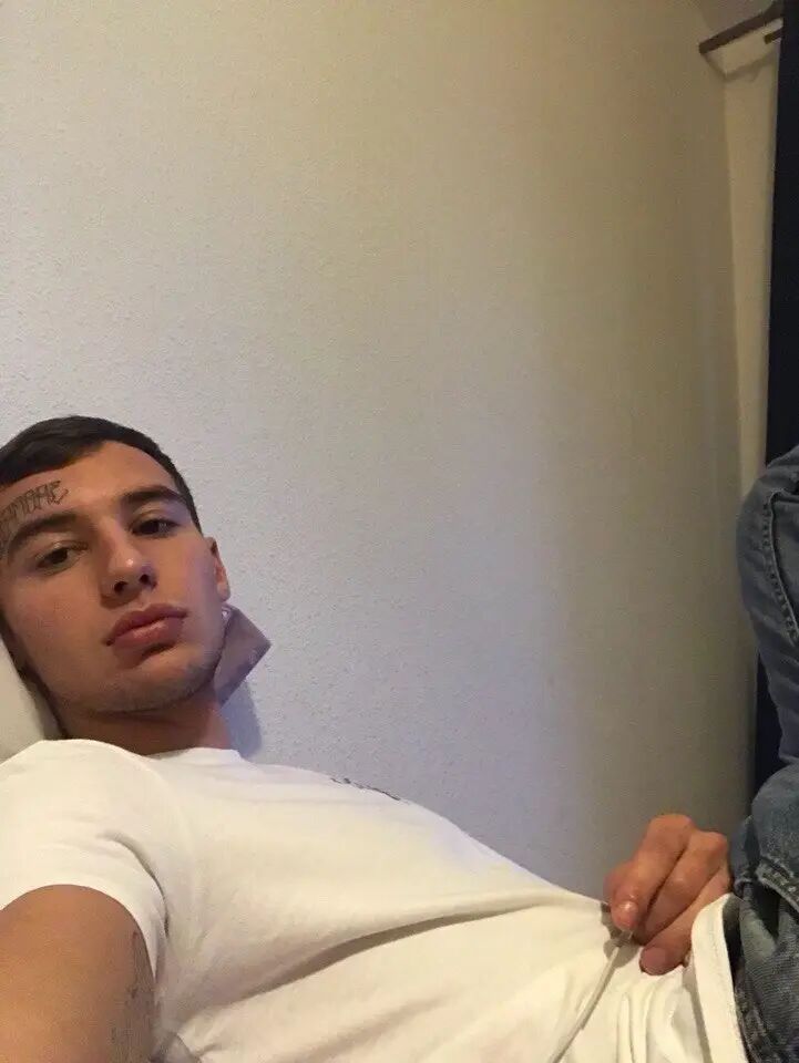  -,   Sergei, 28 ,  