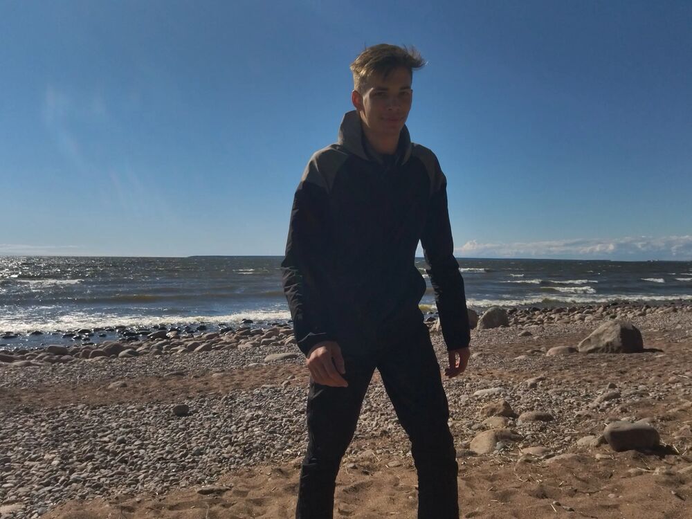  48602027  Dima, 23 ,    -