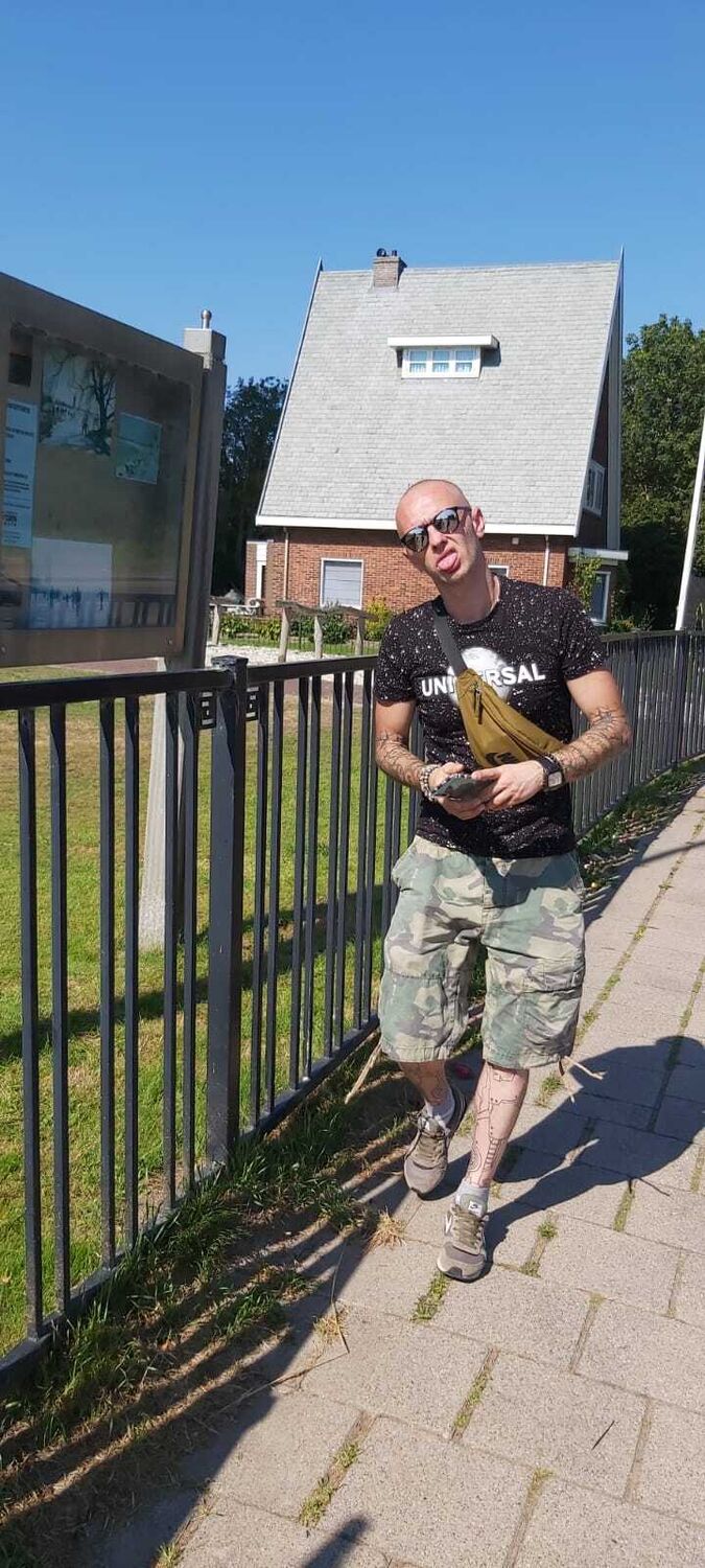 ���� 24283547 ������� Mr Doctor, 41 ���, ���� ���������� � Feijenoord