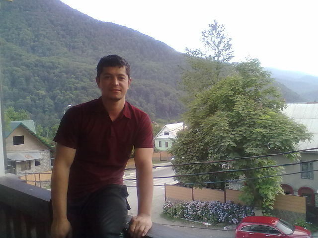  ,   Ikrom, 40 ,   ,   , c 