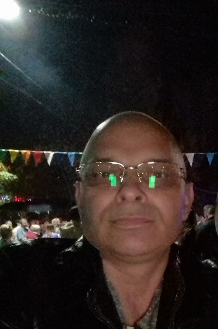  18525297  , 50 ,    