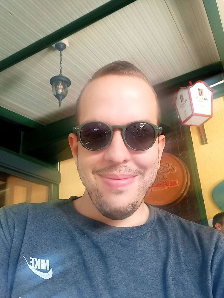 ���������� Podgorica, ���� ������� Alex, 33 ����, ������������ ��� ������, ����� � ���������