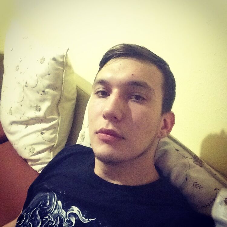  ,   Nikitos, 34 ,   