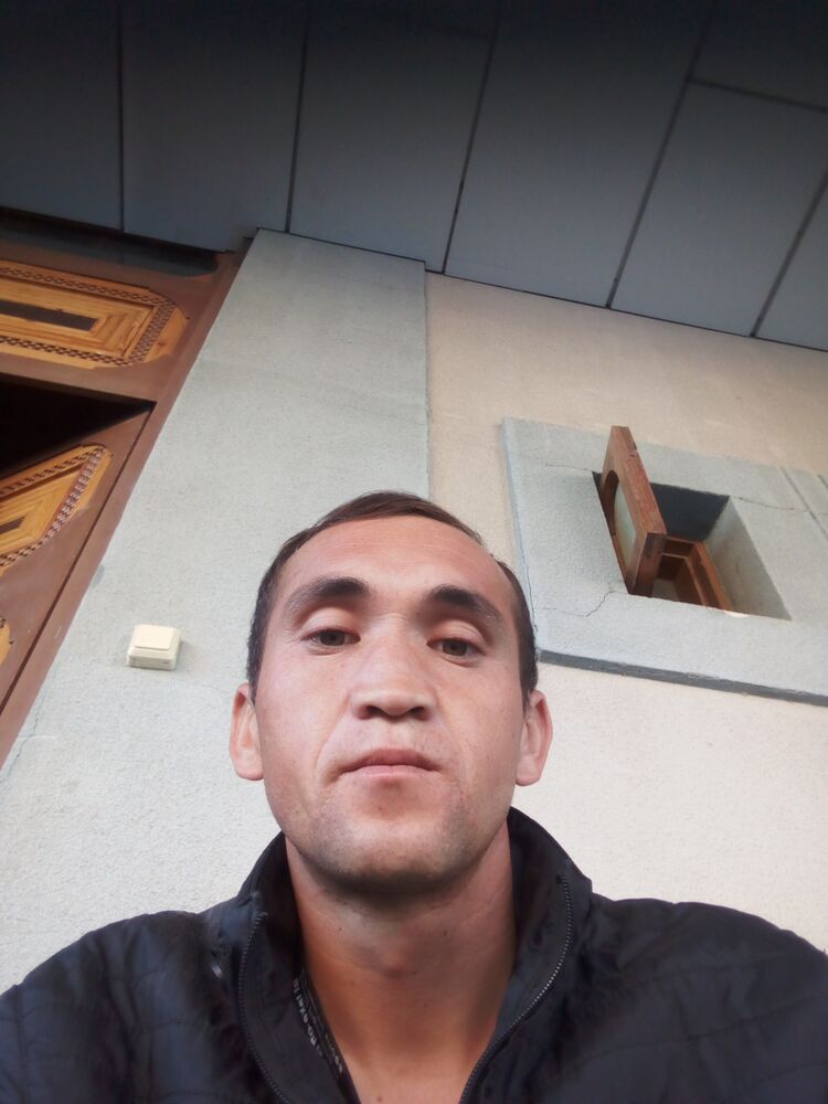  39192057  Safarali, 29 ,    