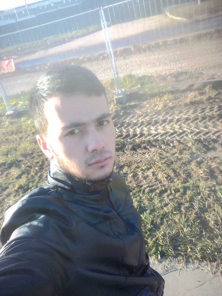  ,   Umar, 25 ,   ,   