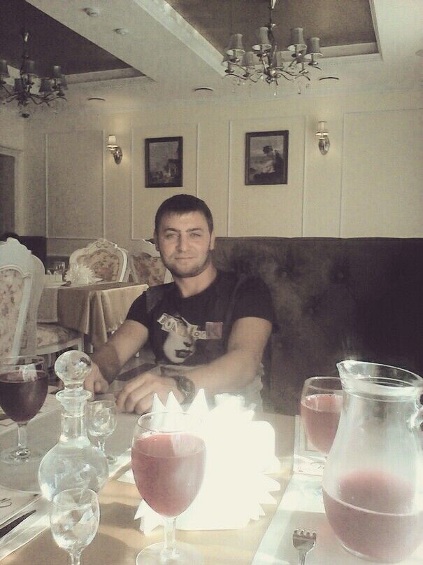  28077897  , 38 ,    