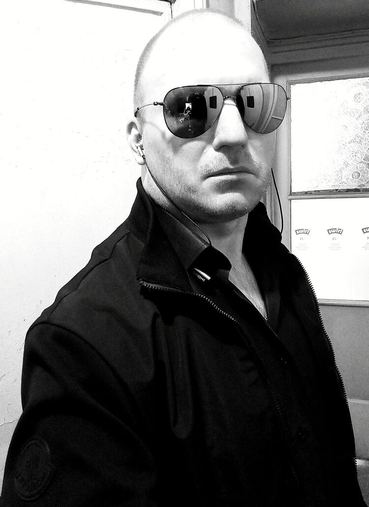  49939747  VASILY, 40 ,    -
