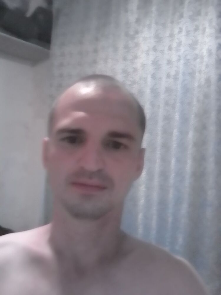  28401227  , 37 ,    
