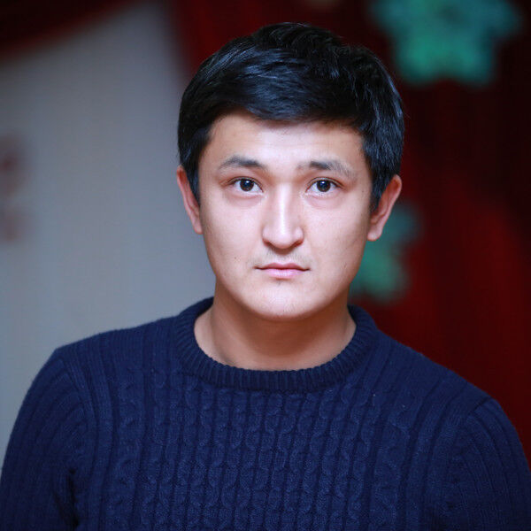  ,   Kuanysh, 31 ,  