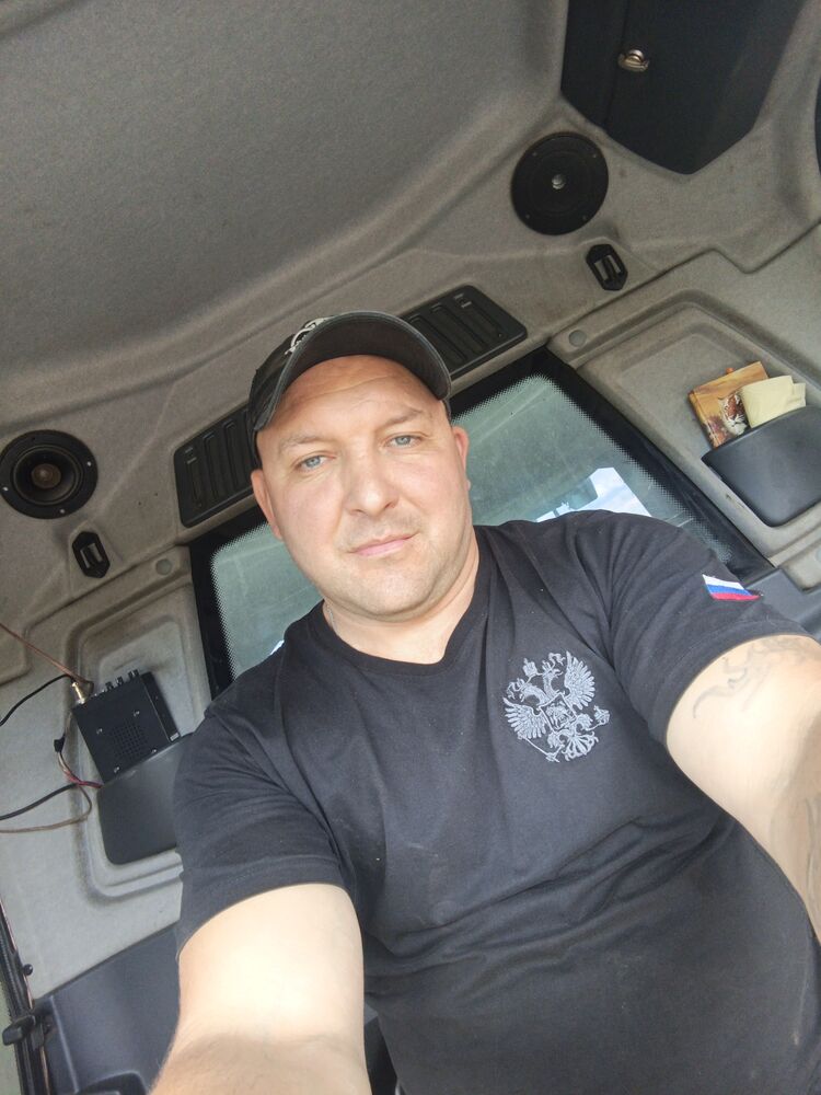  53363977  , 40 ,    