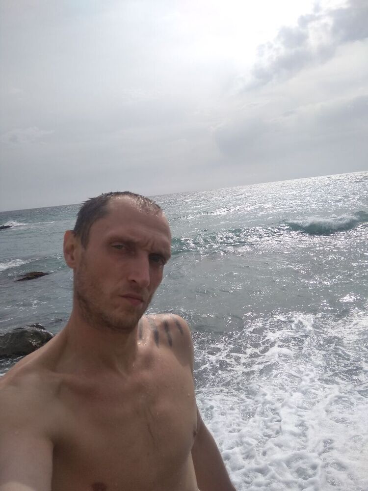  21634237  , 43 ,    