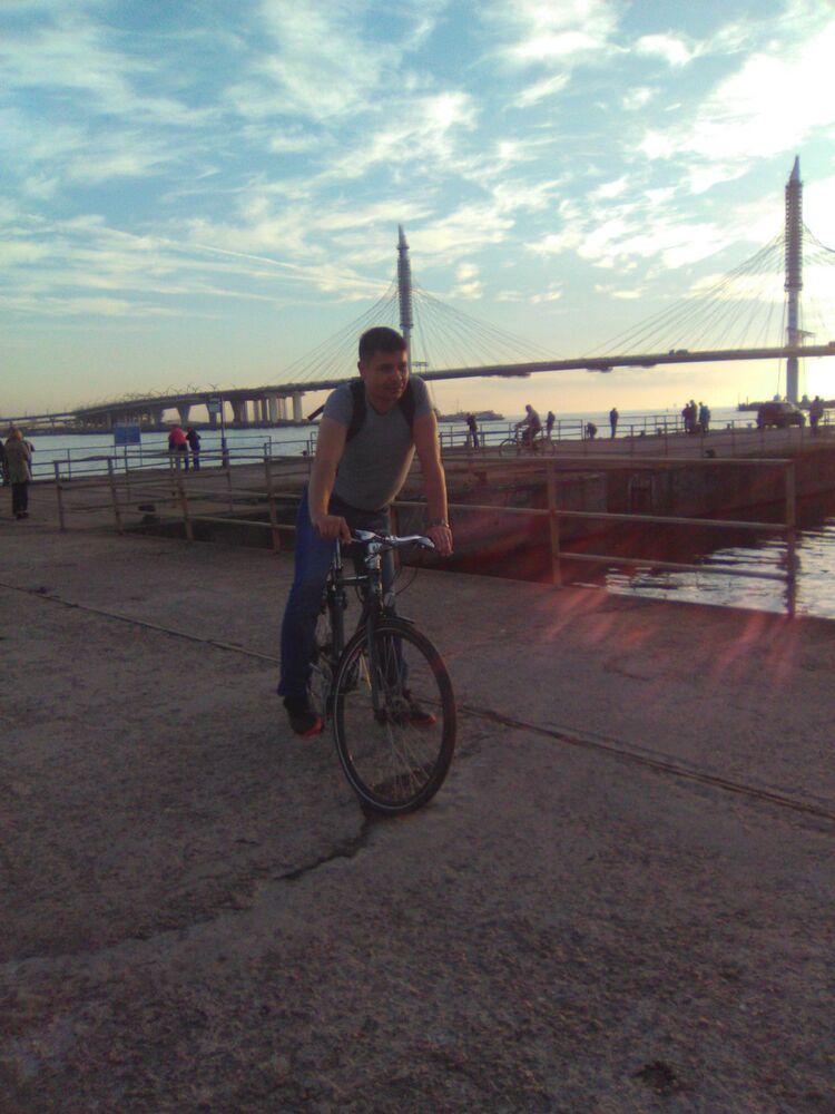  -,   Oleg, 46 ,   