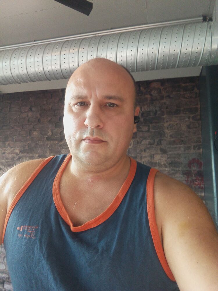  48997767  Andrey, 44 ,    Koeln