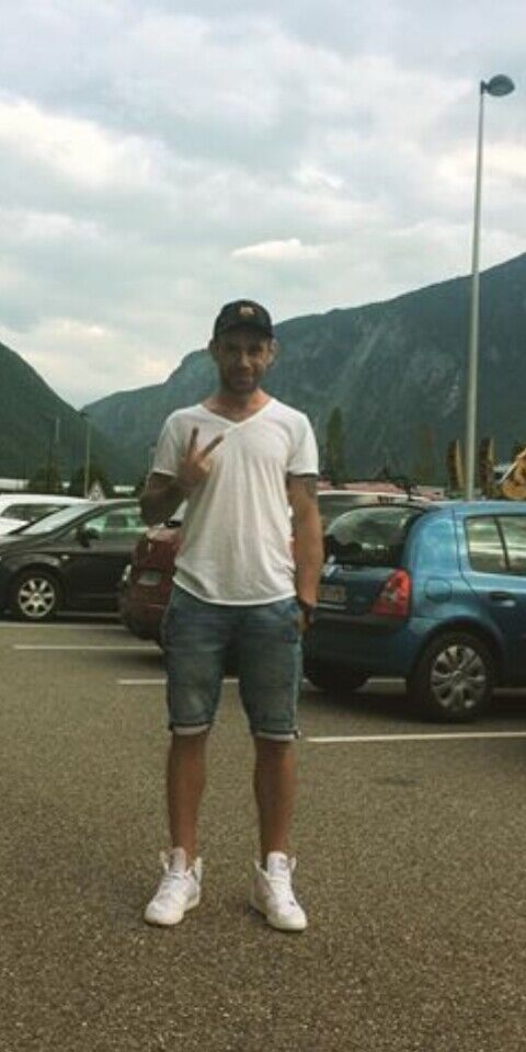  ,   Yug, 40 ,   ,   , c 