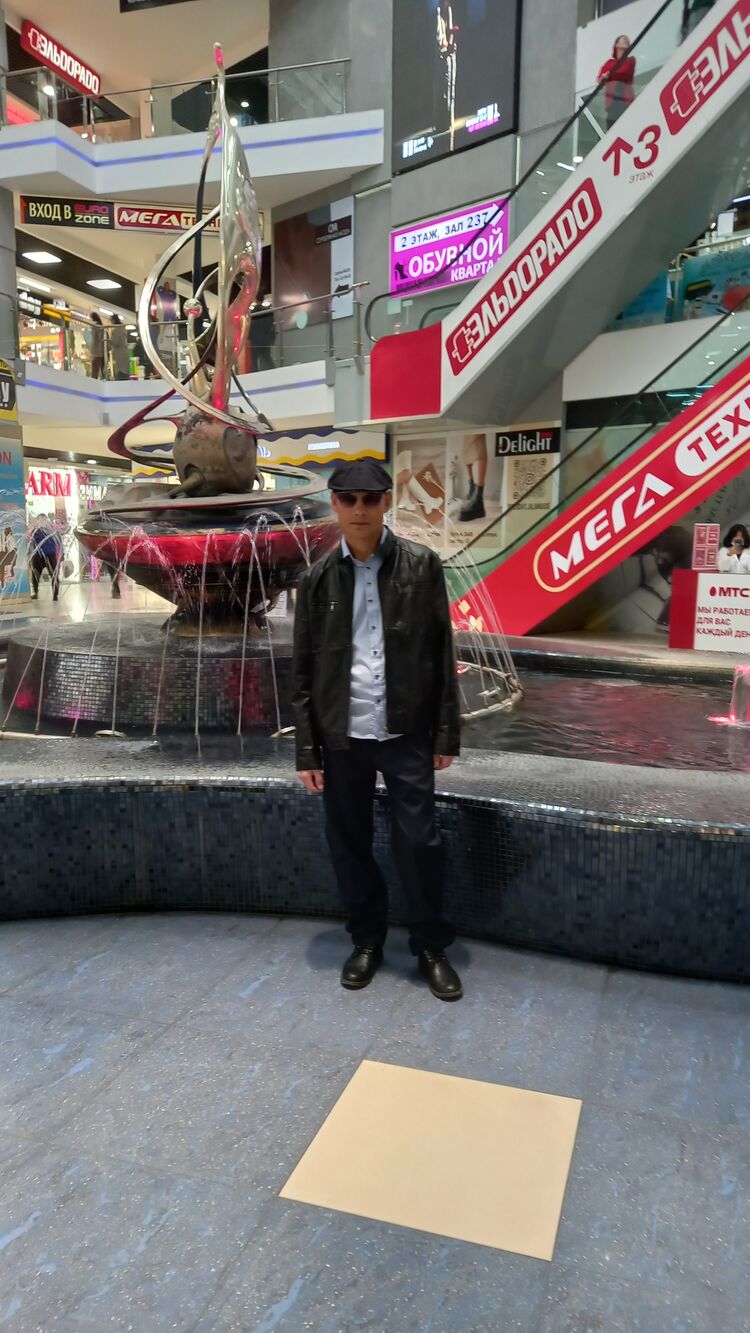  48104017  , 40 ,    