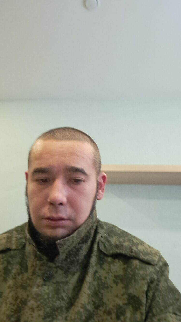  30837227  Maxim, 34 ,     