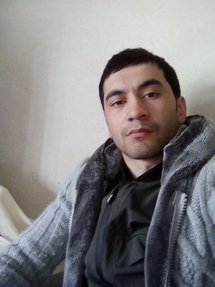  30067227  Axror, 27 ,    