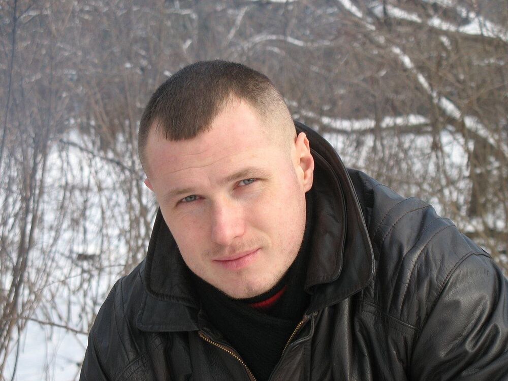  40890257  Ivan, 47 ,    