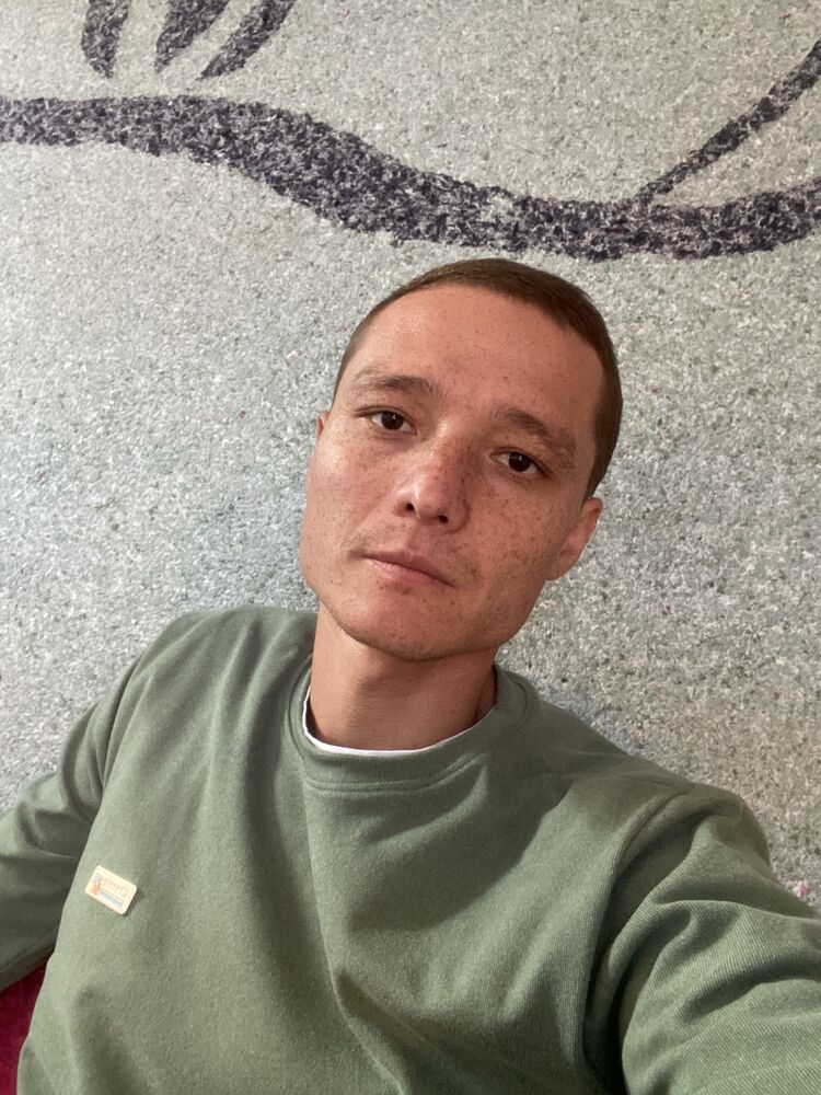  47084397  , 32 ,    