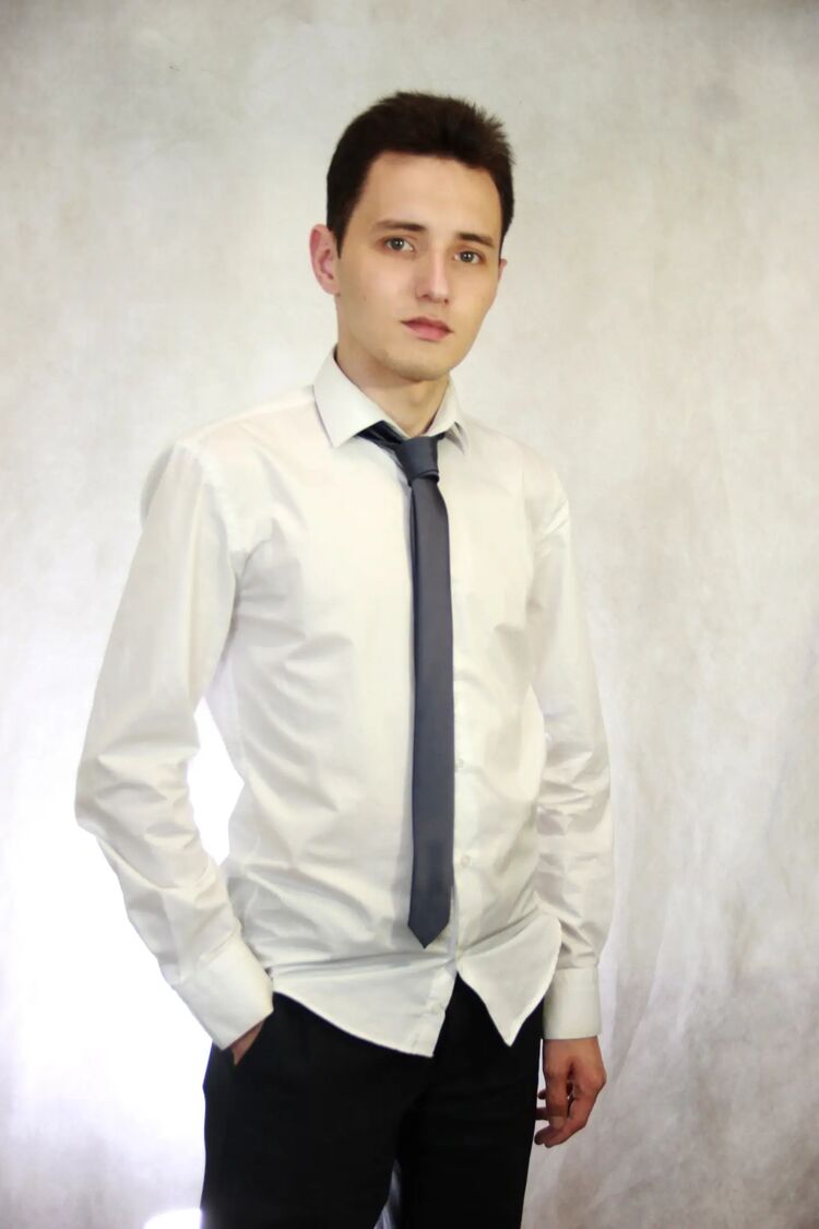  ,   Oleg, 27 ,   ,   , c 
