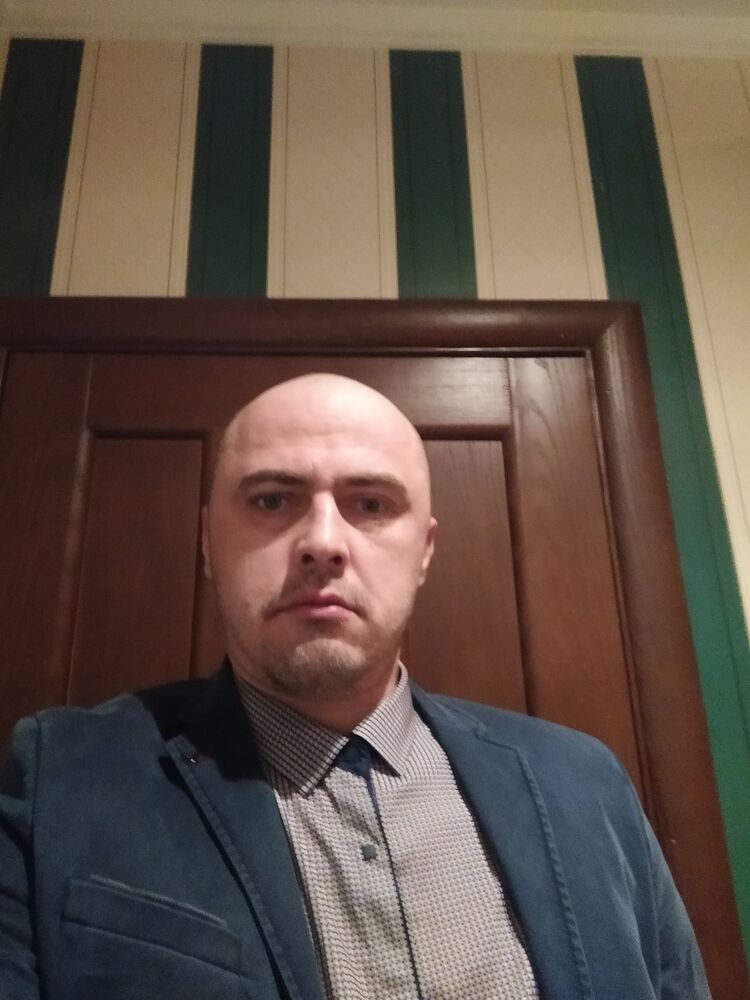  41934077  , 42 ,    