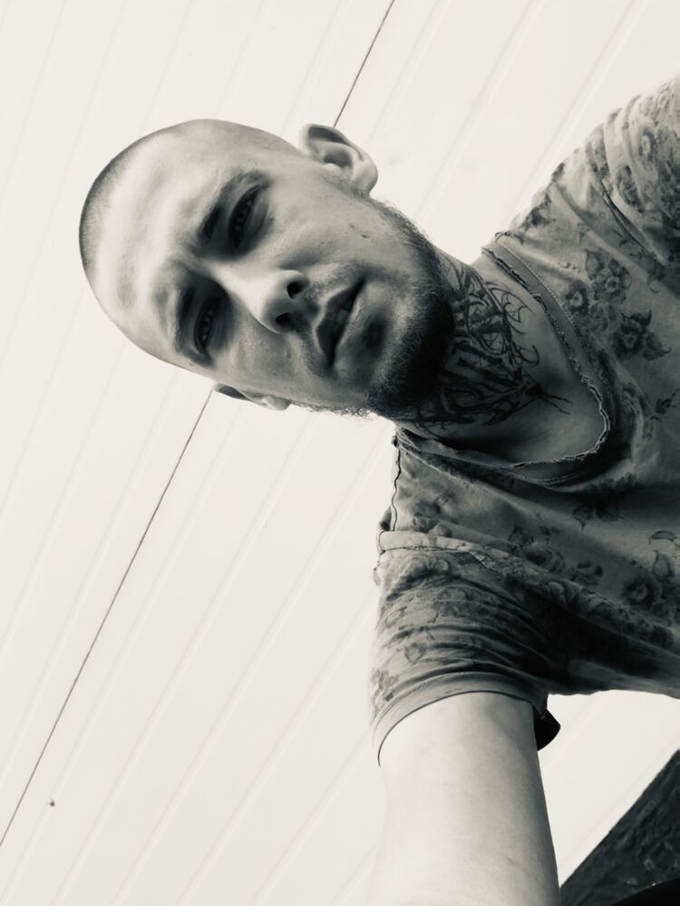  35886357  , 27 ,    