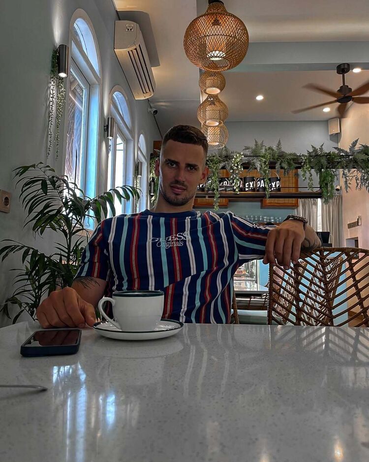  54603147  , 31 ,    Keluang