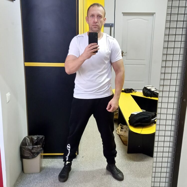  44443387  Maksik, 38 ,    