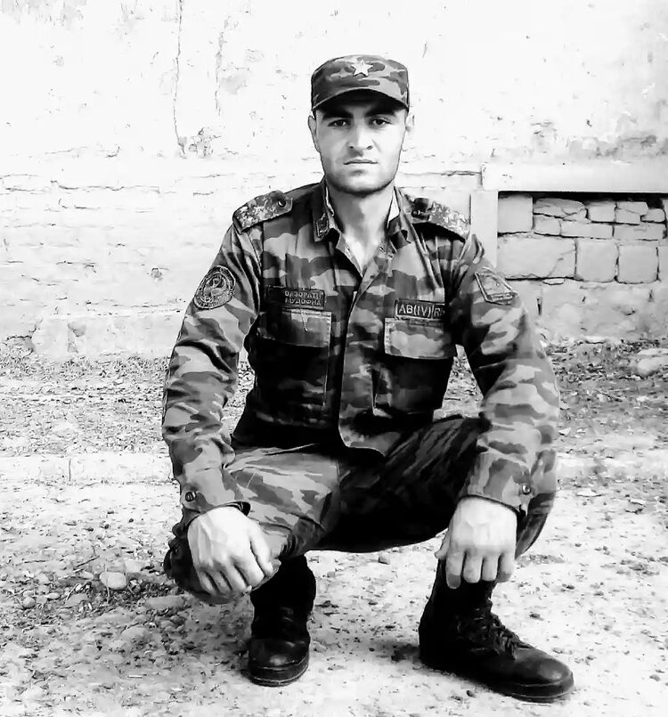  ,   Zavur, 27 ,   ,   