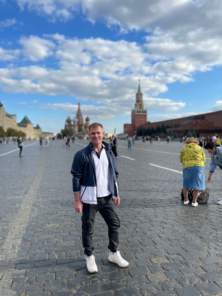  53688027  Alexandr, 37 ,    