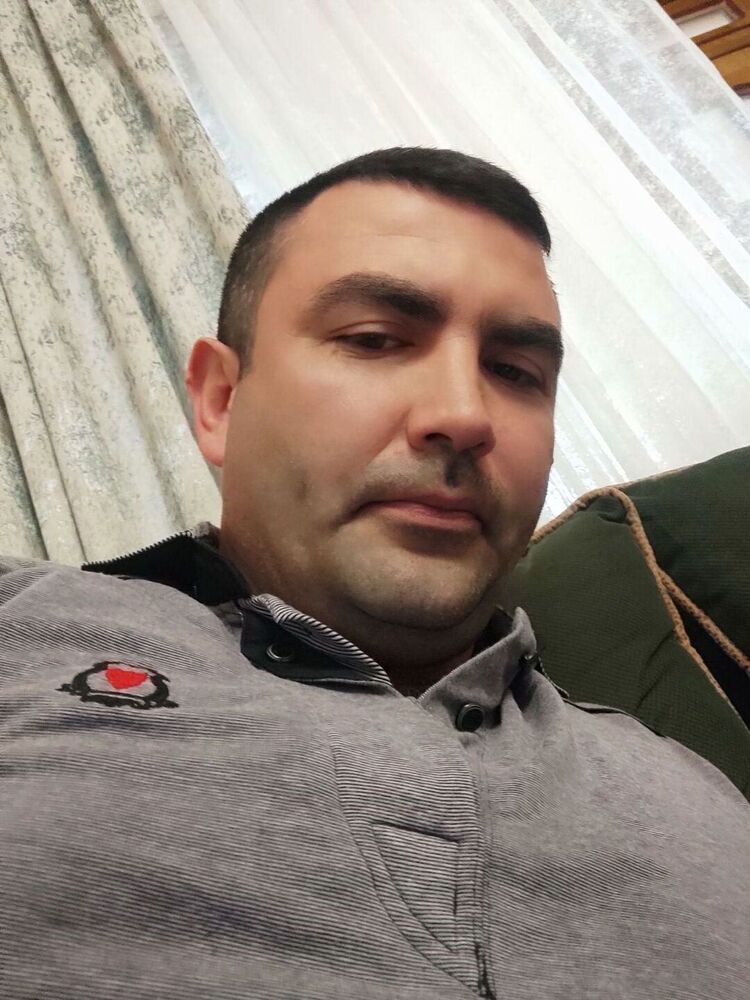  ,   Ruslan, 33 ,   ,   