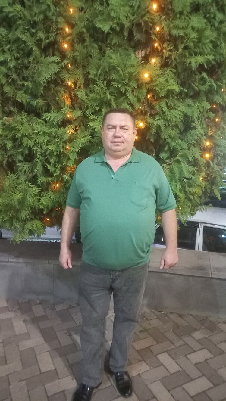  46751357  , 52 ,    