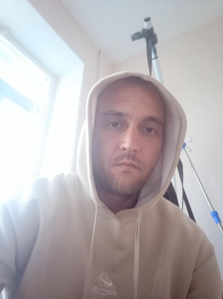  38098237  , 35 ,    