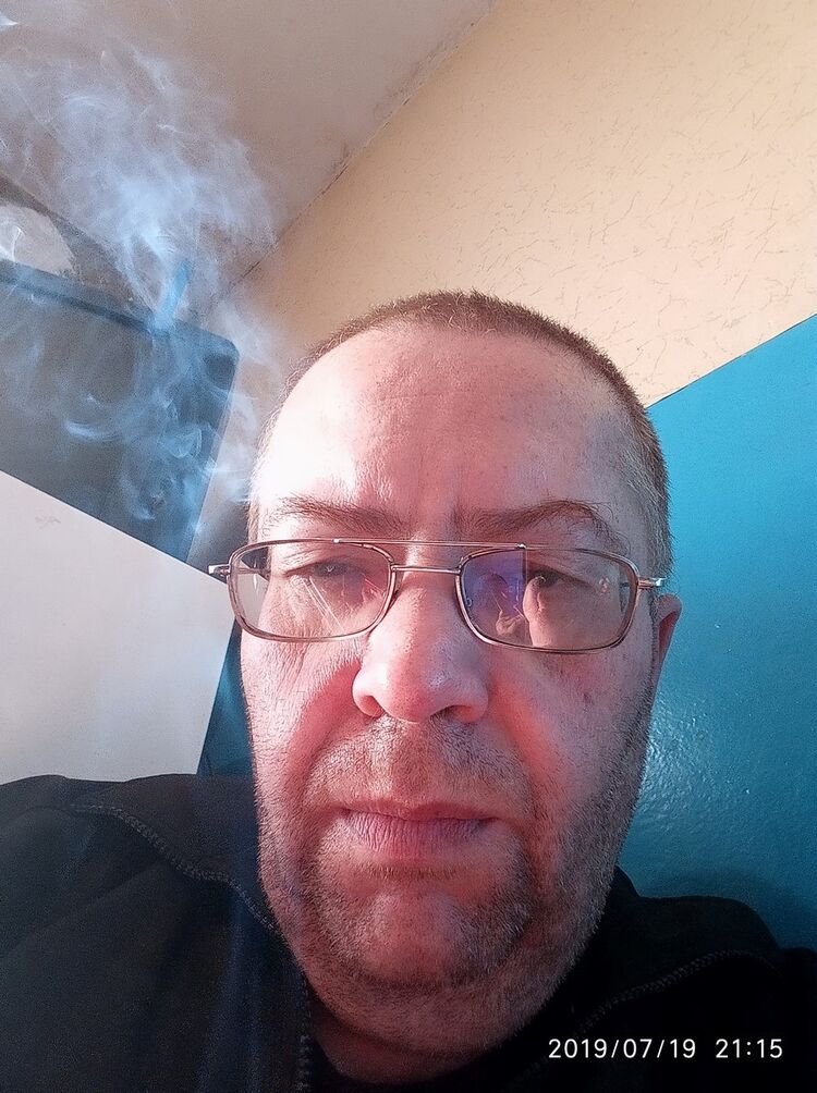  19076937  Armen, 54 ,    