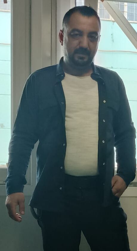  23775947  Mehmet, 37 ,     