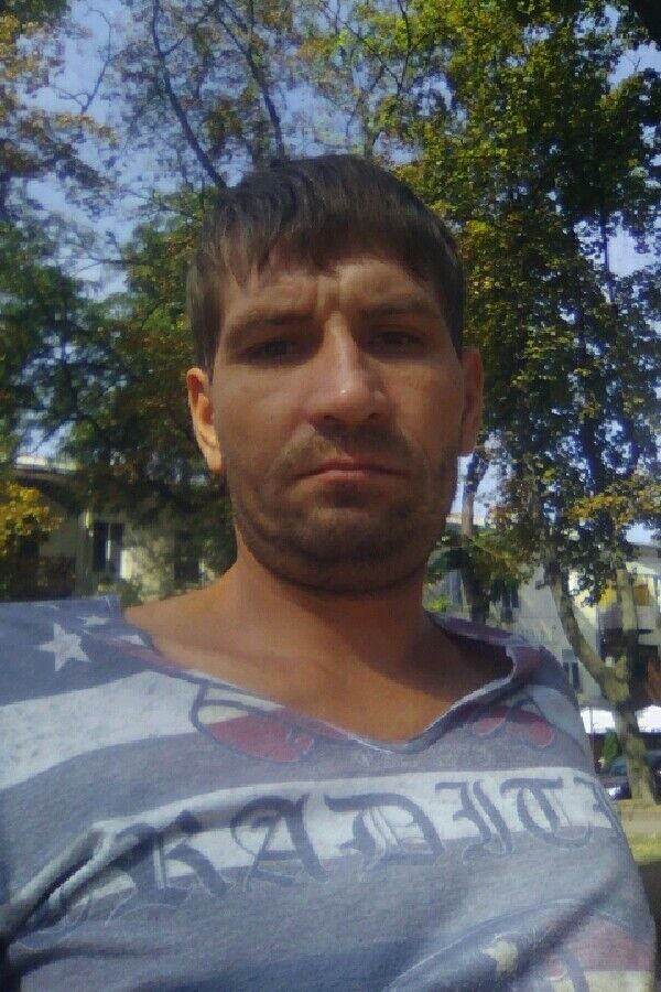  18603037  , 44 ,    