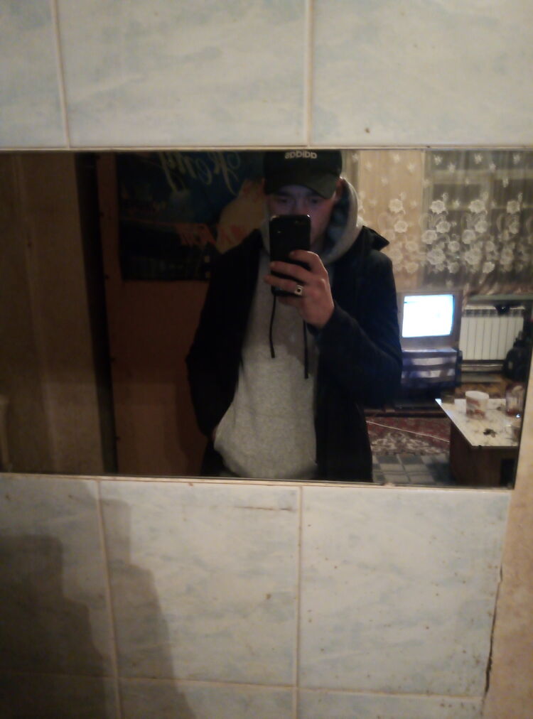  33091947  , 27 ,    