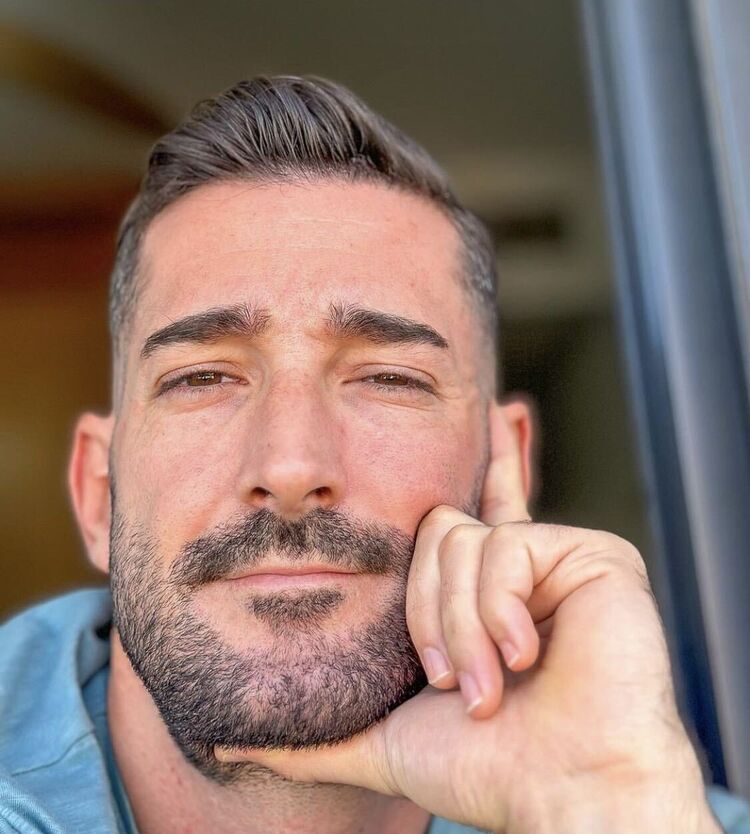  44221407  Jeanlouis, 46 ,    Charenton-Le-Pont